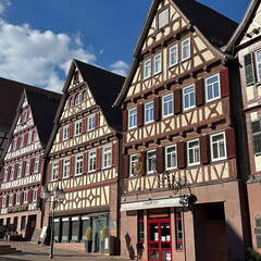 12932895-A32C-463A-8DFC-7513470D4707