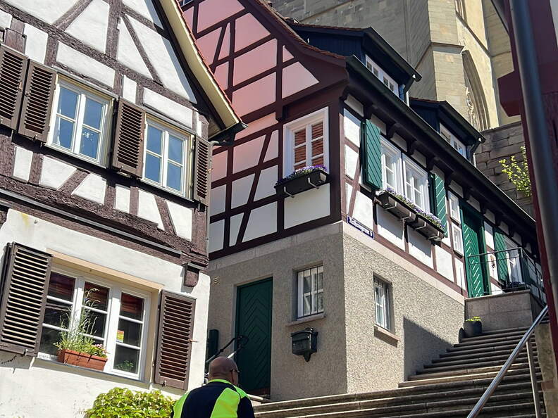 BD0D2CB3-E2C0-41C9-A00B-1263B3B1785F